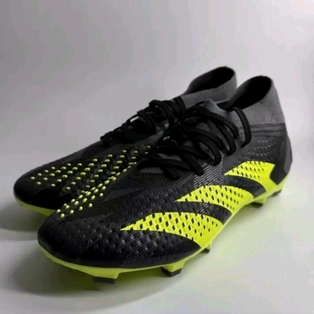 adidas Men 13 PREDATOR ACCURACY.2 FIRM GROUND SOCCER CLEATS Black/Yellow IG0781